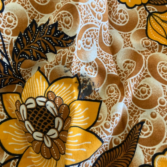 Yellow and Brown vintage 70s Short Set - Picture 12 of 14